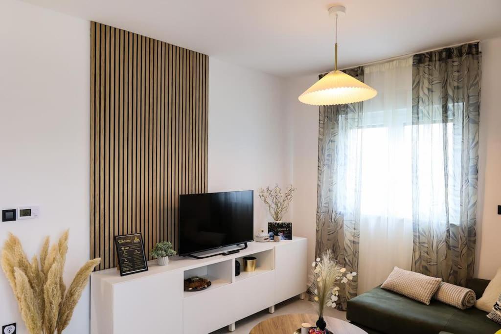 זאגרב Grgic Apartments - Lux Apt2 - Free Parking מראה חיצוני תמונה